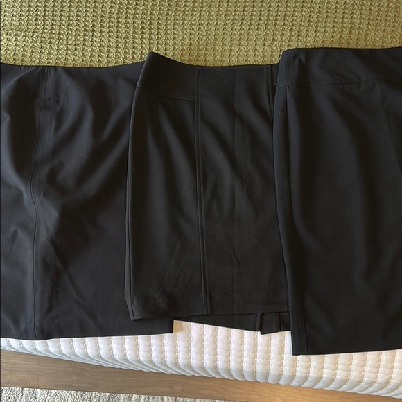 Three black skirts - Picture 1 of 7